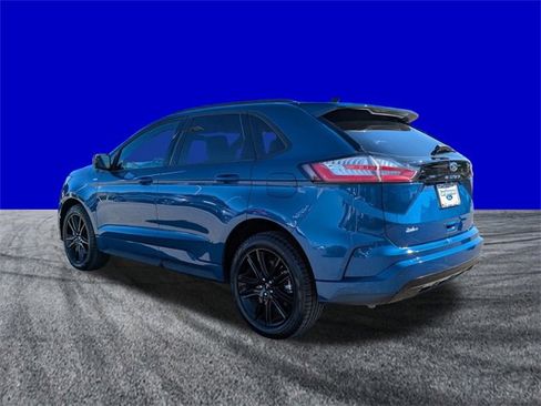 Certified 2022 Ford Edge ST-Line image 6