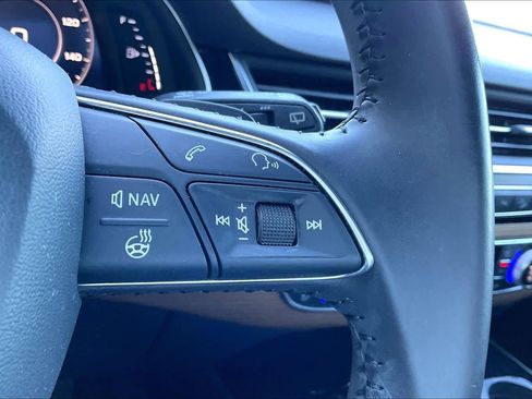 Used 2017 Audi Q7 3.0T Prestige image 23