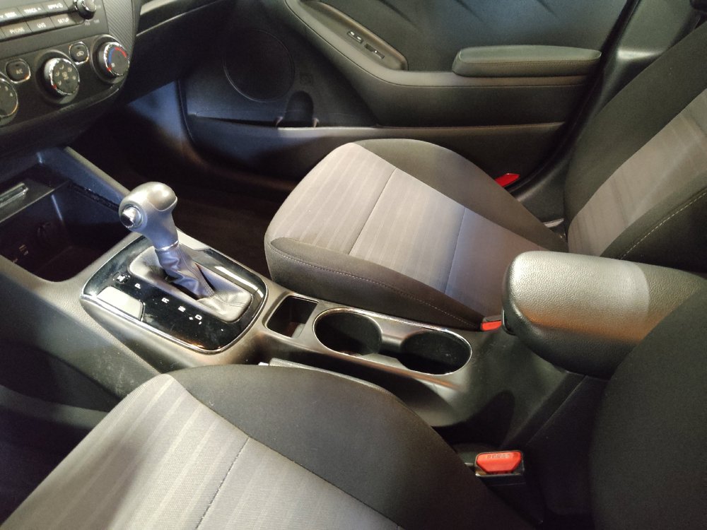 Used 2018 Kia Forte S FWD image 26
