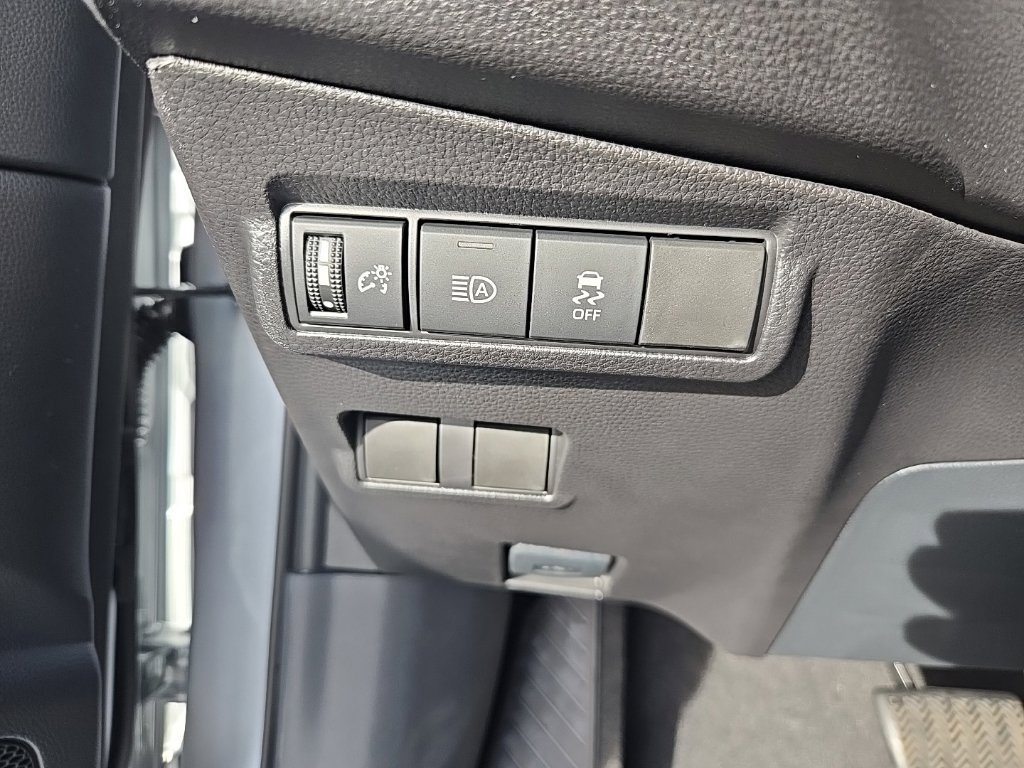 New 2026 Toyota Corolla Cross LE w/ Moonroof Package AWD/4WD image 19