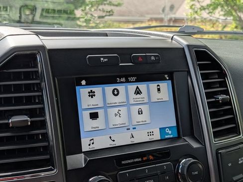Used 2019 Ford F150 XLT w/ Equipment Group 302A Luxury AWD/4WD image 23