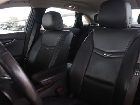 Used 2019 Cadillac XTS Luxury image 9