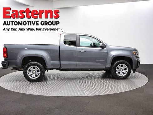 Used 2022 Chevrolet Colorado LT w/ Fleet Safety Package RWD image 3