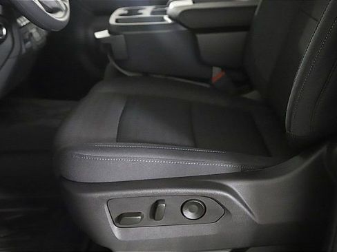 New 2025 Chevrolet Silverado 2500 Custom w/ Custom Value Package image 13