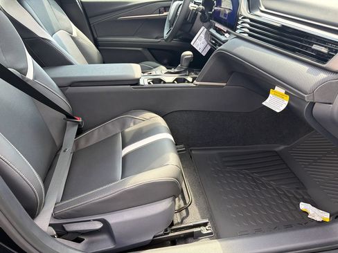 New 2026 Toyota Camry Hybrid w/ Multimedia Upgrade Package FWD image 11