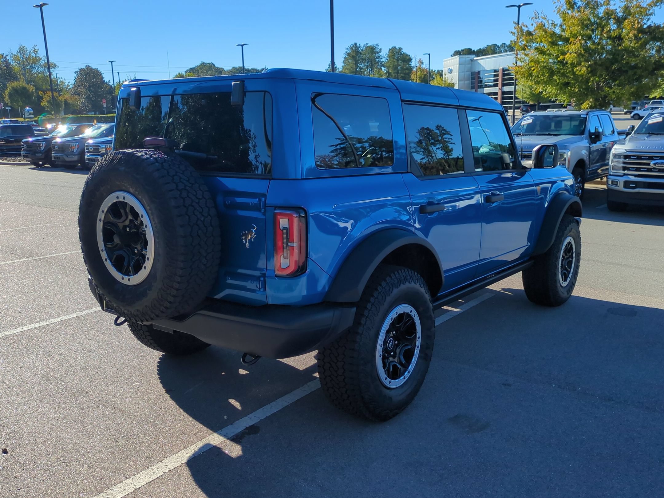 Certified 2026 Ford Bronco Badlands w/ Sasquatch Package AWD/4WD image 4