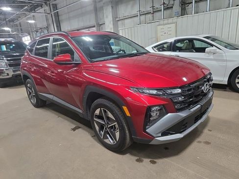 Used 2025 Hyundai Tucson SEL image 3