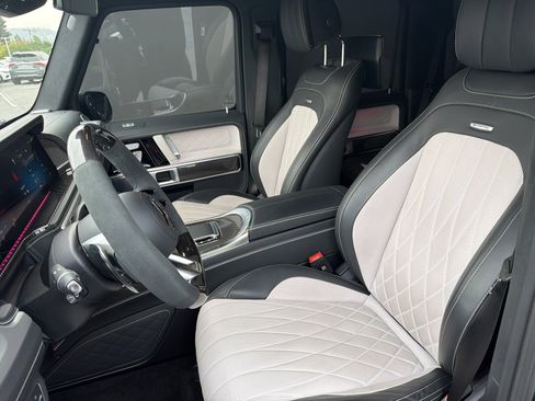 Certified 2025 Mercedes-Benz G 63 AMG 4MATIC image 10