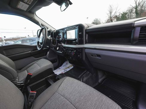 Used 2024 Ford F350 XL w/ Snow Plow/Camper Package image 44