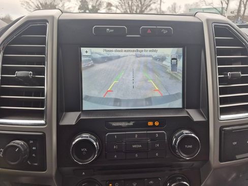 Used 2017 Ford F250 Lariat w/ Lariat Value Package image 23