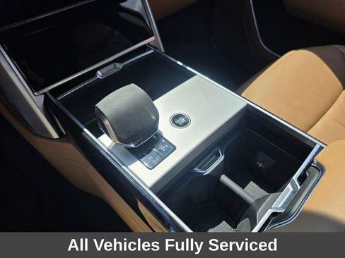 Used 2024 Land Rover Range Rover SE AWD/4WD image 26