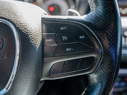 Used 2021 Dodge Challenger R/T w/ Shaker Package image 17