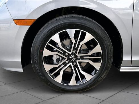 New 2026 Honda Odyssey Elite image 11