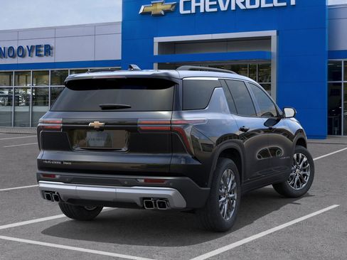 New 2026 Chevrolet Traverse LT w/ Sun and Wheel Package image 28