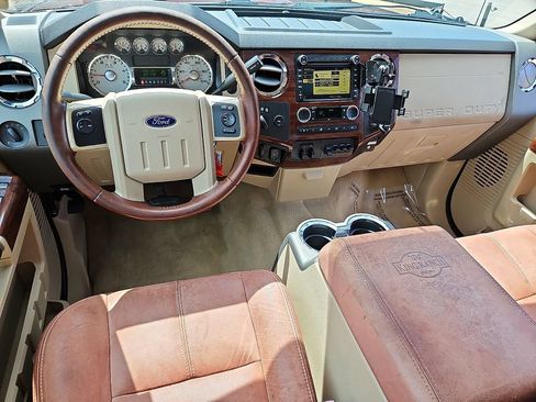 Used 2009 Ford F350 4x4 Crew Cab DRW Super Duty image 10