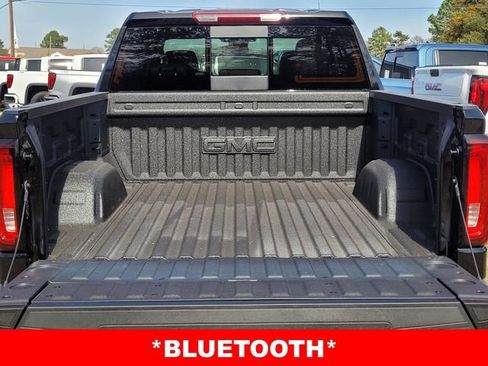New 2026 GMC Sierra 1500 SLT AWD/4WD image 9
