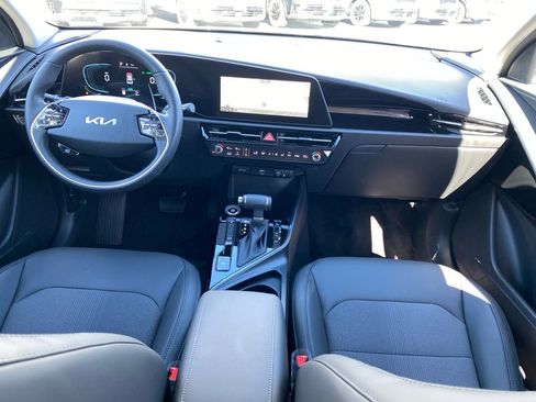 New 2026 Kia Niro EX image 23