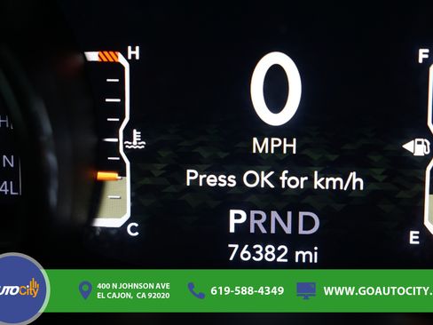 Used 2022 Jeep Wrangler Unlimited Sahara AWD/4WD image 3