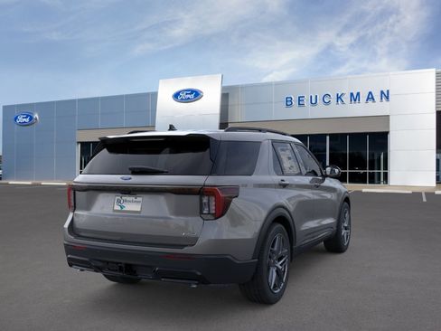 New 2026 Ford Explorer ST-Line w/ ST-Line Street Pack AWD/4WD image 8