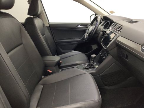 Used 2019 Volkswagen Tiguan SE image 21