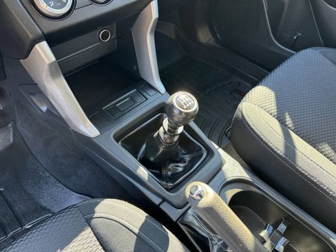 Used 2017 Subaru Forester 2.5i image 10