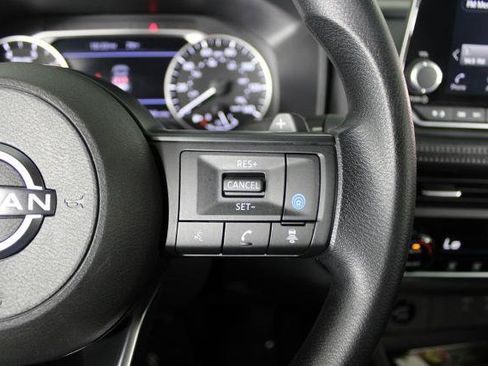 Certified 2024 Nissan Rogue SV FWD image 26