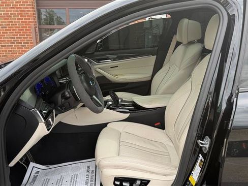 Used 2019 BMW M550i xDrive AWD/4WD image 29