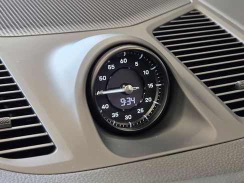 New 2026 Porsche Cayenne Base image 19