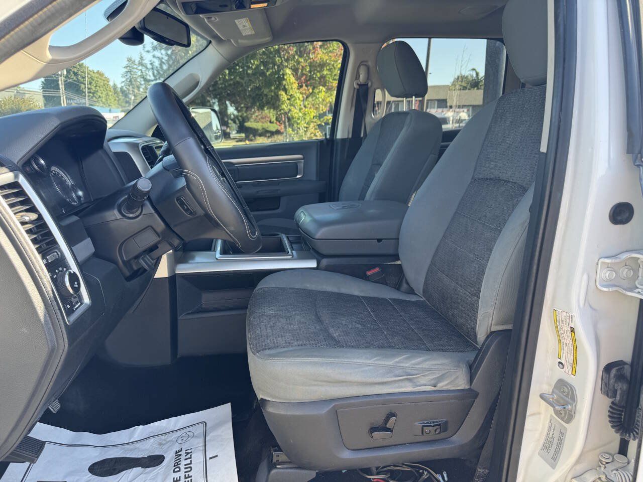 Used 2015 RAM 2500 Big Horn AWD/4WD image 15