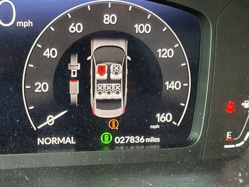 Used 2024 Honda Civic Touring image 26