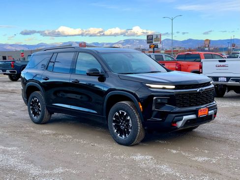 New 2026 Chevrolet Traverse Z71 w/ Enhanced Driving Package image 7