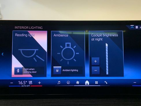 Used 2024 BMW X7 xDrive40i w/ Executive Package image 42