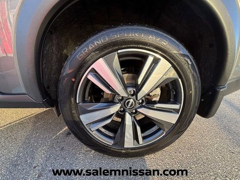 Certified 2023 Nissan Rogue SL w/ SL Premium Package image 22