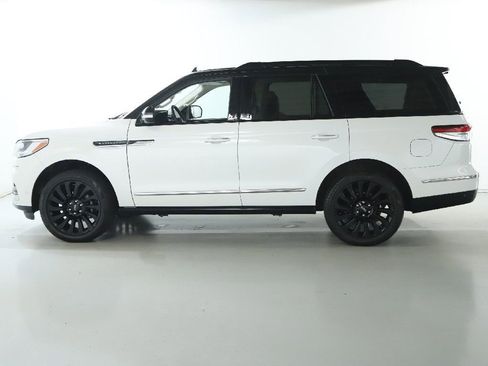 Used 2024 Lincoln Navigator Black Label AWD/4WD image 39