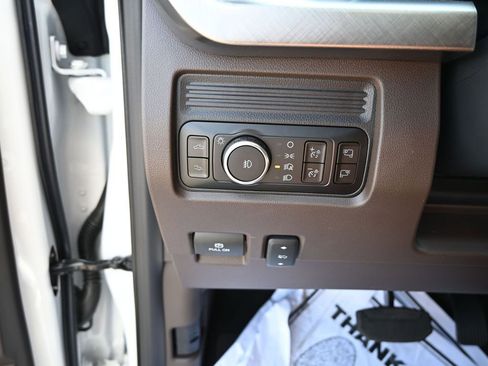 New 2025 Ford F350 King Ranch w/ Chrome Package image 29