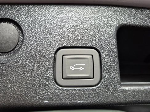 New 2026 Chevrolet Equinox ACTIV w/ Convenience Package III image 11