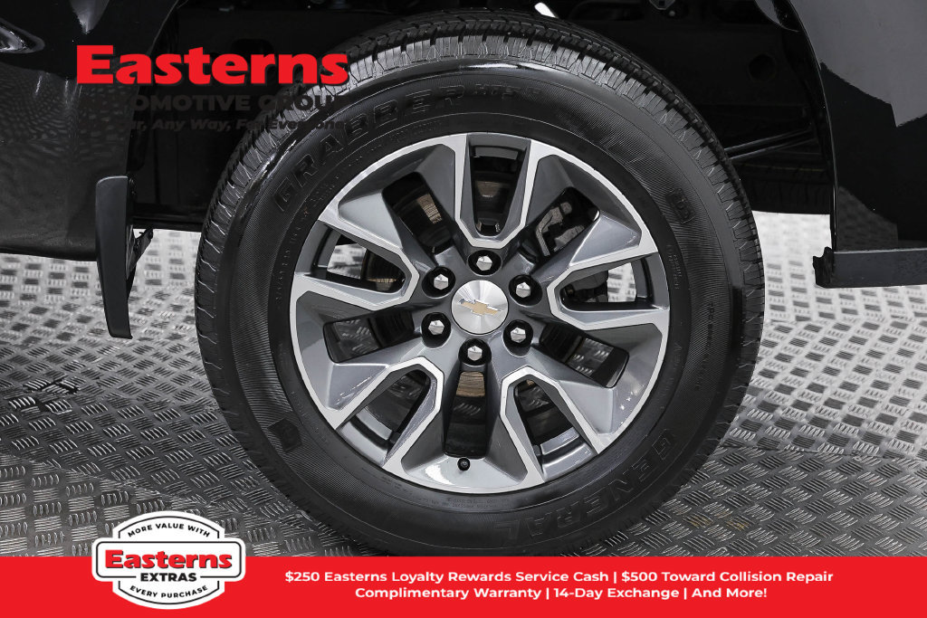 Used 2023 Chevrolet Silverado 1500 LT w/ Convenience Package II AWD/4WD image 33