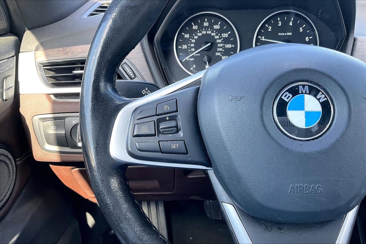 Used 2017 BMW X1 xDrive28i AWD/4WD image 18