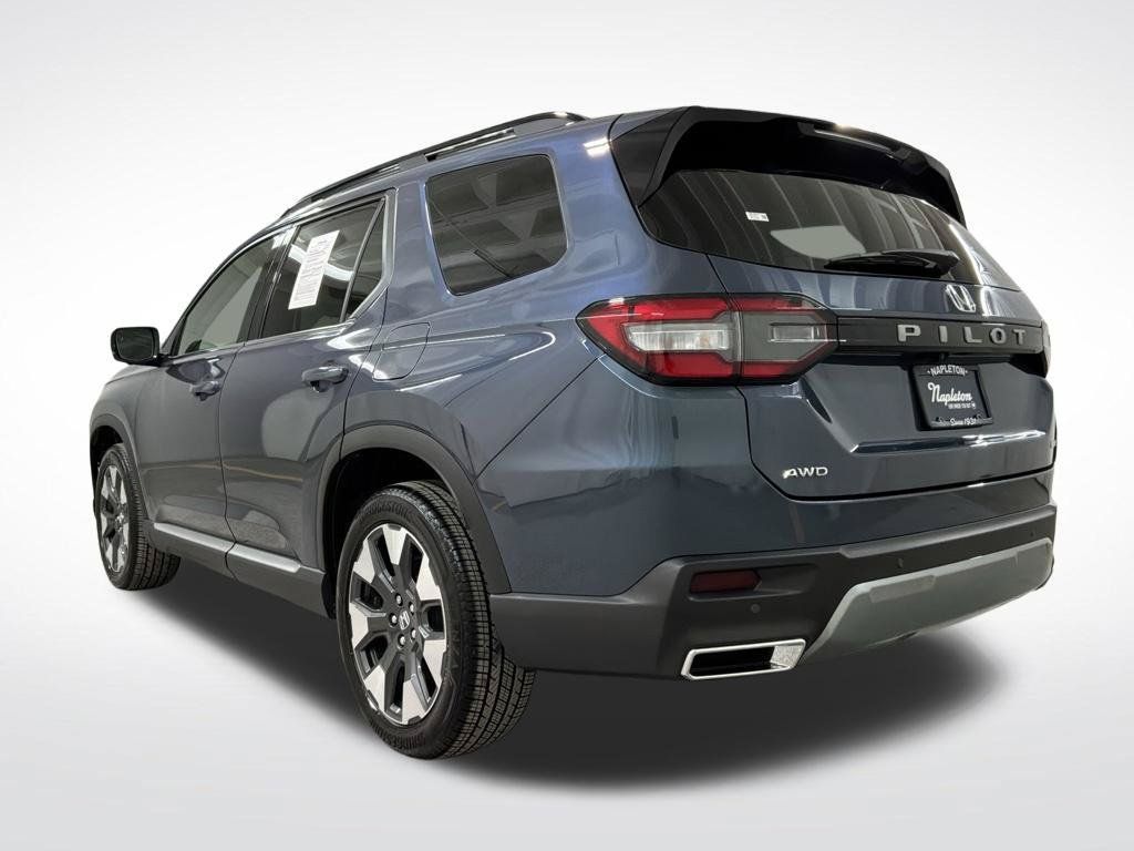 Certified 2026 Honda Pilot Elite image 2