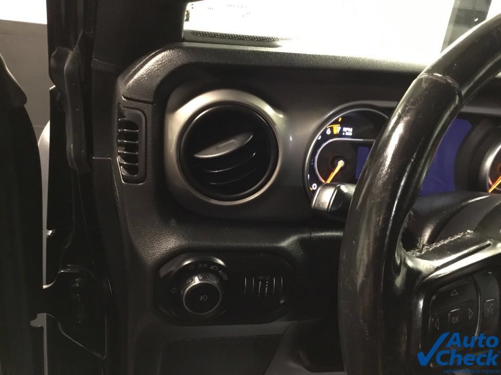 Used 2020 Jeep Wrangler Unlimited Sport AWD/4WD image 24