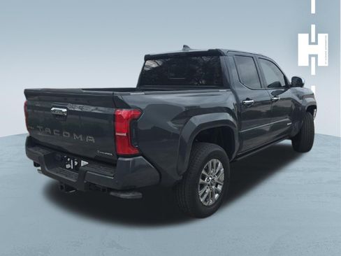 Used 2024 Toyota Tacoma Limited AWD/4WD image 3