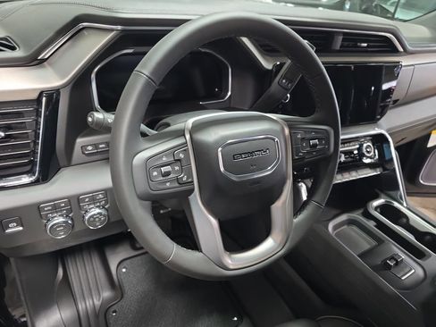 New 2026 GMC Sierra 3500 Denali w/ Denali Reserve Package AWD/4WD image 15