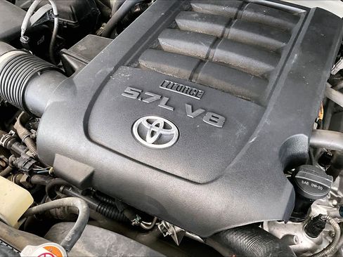 Used 2019 Toyota Tundra Limited image 32