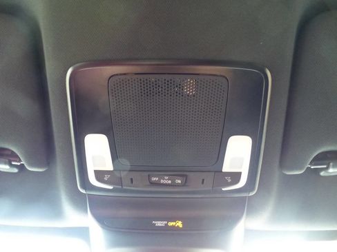 Used 2025 Honda HR-V Sport image 31