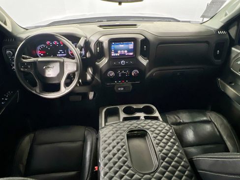 Used 2021 Chevrolet Silverado 1500 Custom Trail Boss w/ Midnight Edition image 28