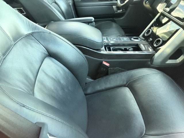 Used 2019 Land Rover Range Rover Autobiography AWD/4WD image 6