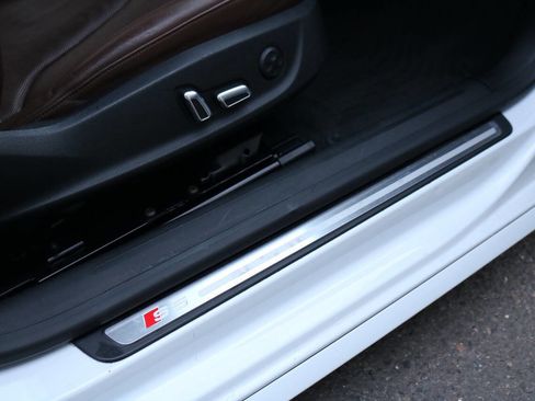 Used 2014 Audi S5 Prestige image 25