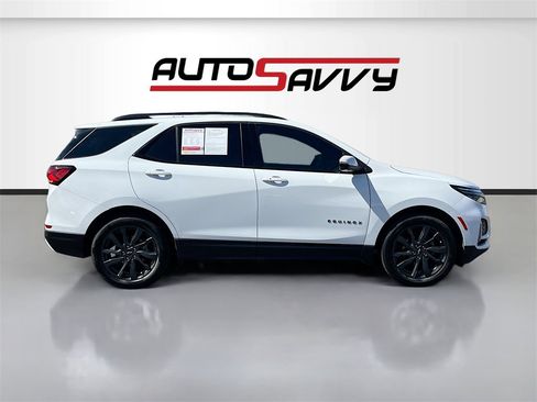 Used 2023 Chevrolet Equinox RS w/ RS Leather Package image 8