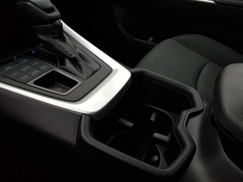 Used 2024 Toyota RAV4 XLE image 23