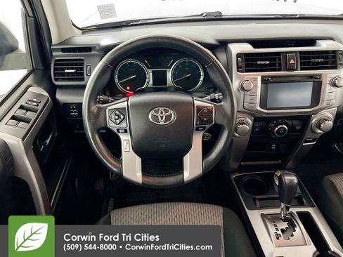 Used 2019 Toyota 4Runner SR5 AWD/4WD image 25